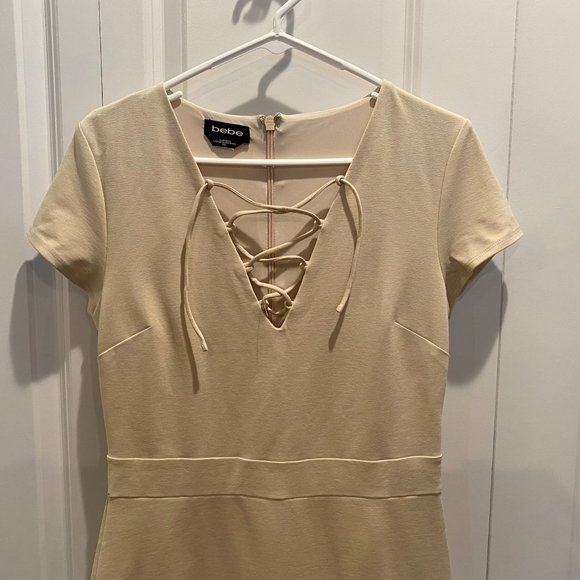 Bebe Light Tan Neckline Lace Up Dress Size Large - Picture 3 of 8